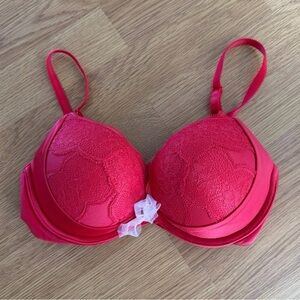 💕 Victoria's Secret BOMBSHELL Red/Pink Lace Push-Up Bra with Bow 🎀